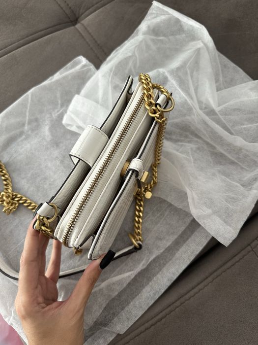 Нова оригинална чанта Guess