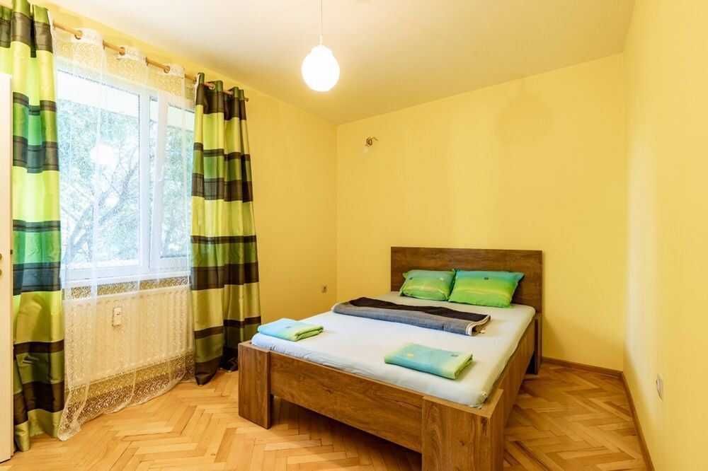 Продава се Тристаен апартамент в София, Кръстова вада - 101 кв.м за 1773 €/кв.м - Снимка #16