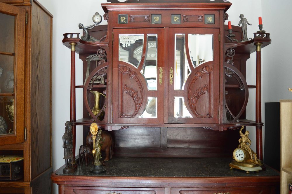 Старинен салонен бюфет сецесион