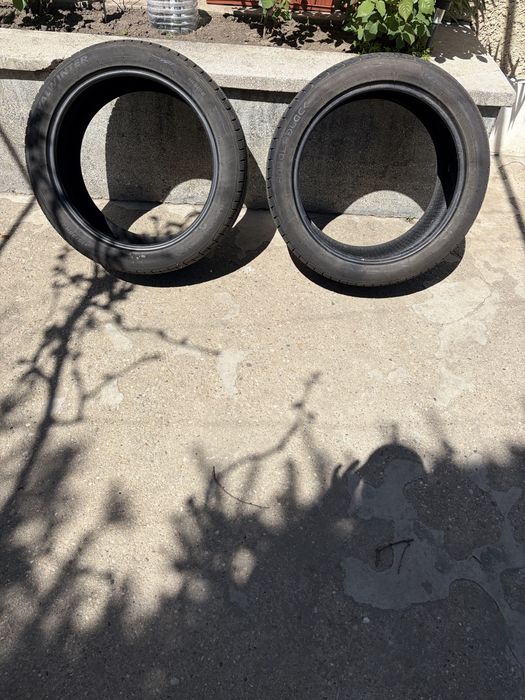 Vand 2 Anvelope Iarna Royal-Black 315/35/R20