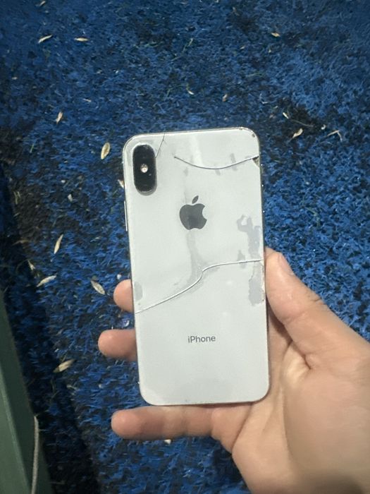 Iphone X  256 63% srochna sotiladi