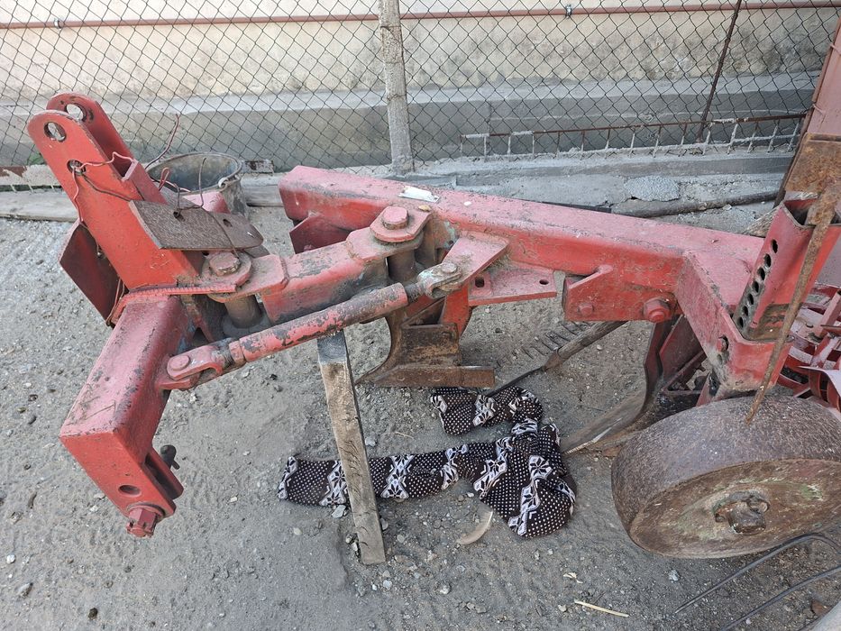 De vanzare Tractor 445