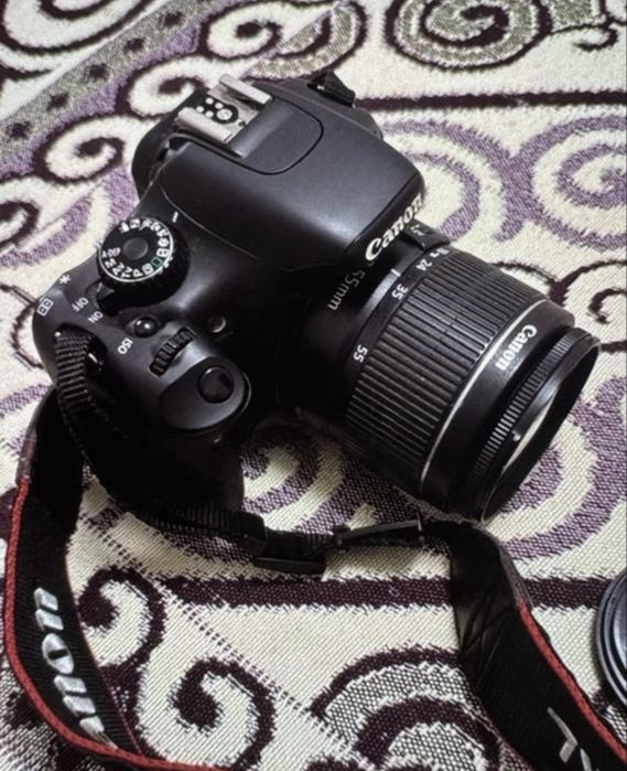 Фотоаппарат Canon EOS 550D