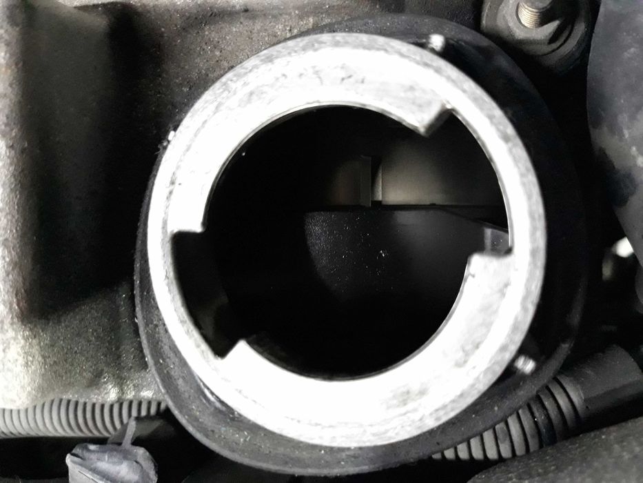 Двигатель Volkswagen AZX 2.3 V5