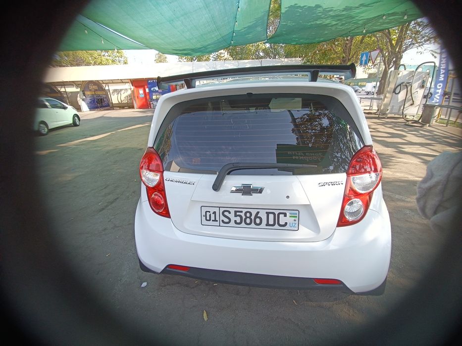 Sipark moshina sotilad