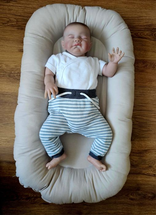 Повивалник/ гнездо за бебе