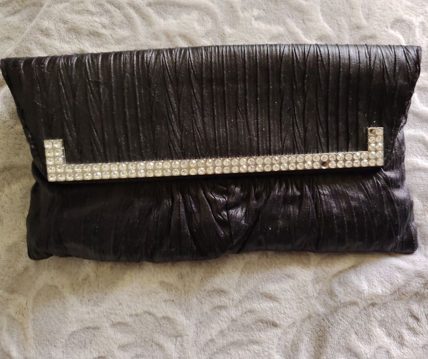 Сумочки - клатч выходные недорого