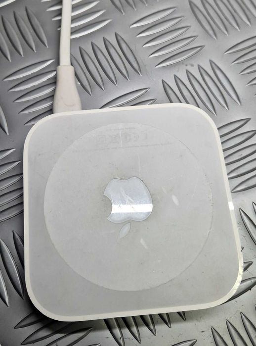 Apple AirPort Express A1392 (2nd Gen) – AirPlay 2 рутер