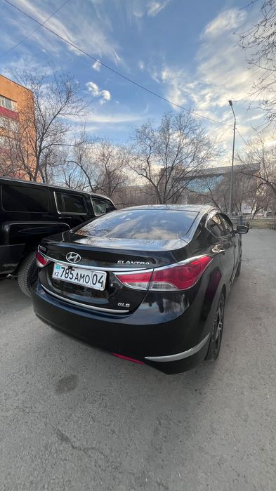 Hyundai elantra 2013