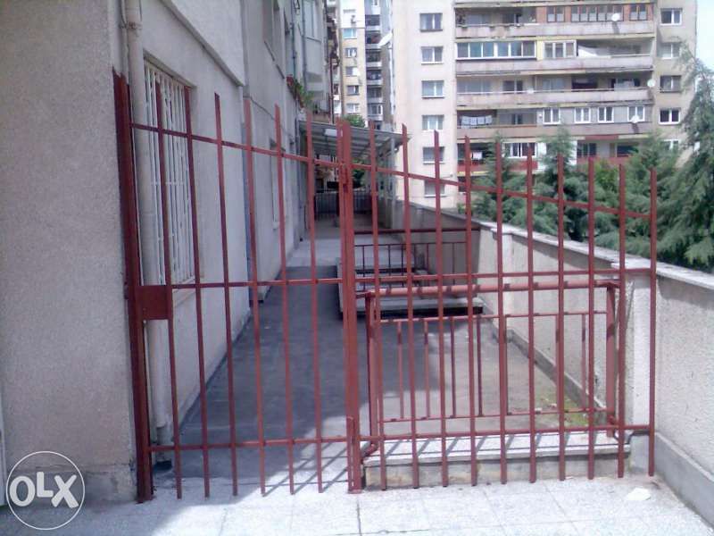 Решетки за прозорци,за балкони,за врати и др.