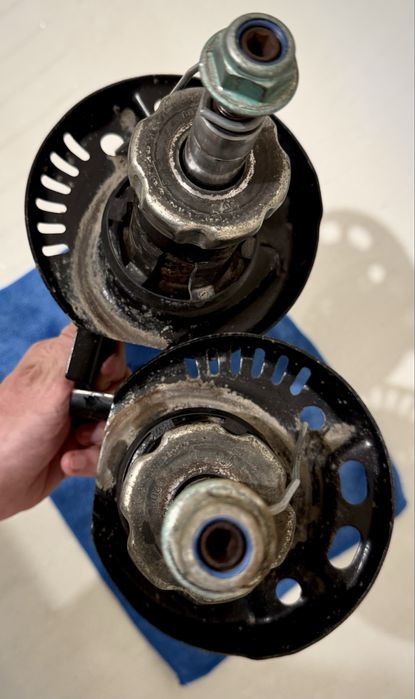 Set amortizoare față VW 1K0412103B – stânga + dreapta, 50mm