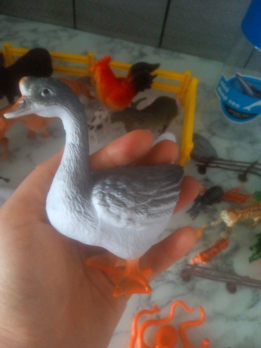 Продам красивые наборы животных за 2000тг