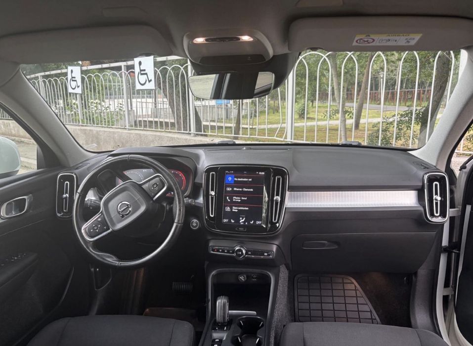 VOLVO XC40 2019 — imagine 5