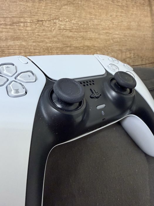 Playstation 5 disc version + Injustice 2 и Assassin's creed Shadows Special edition