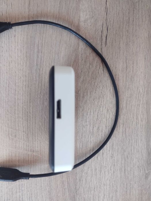 Преносим външен хард диск HDD 2.5" Toshiba 4TB