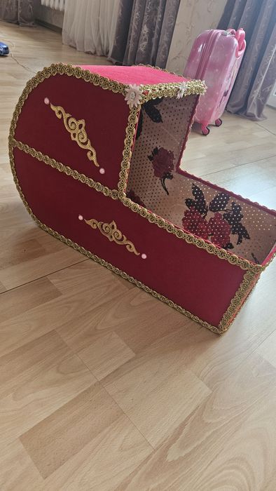 Шілдехана бесік сувенир