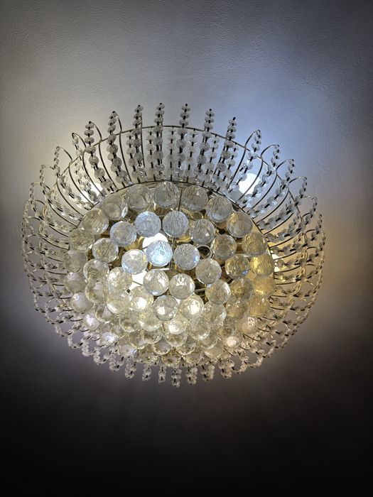 Люстра потолочная