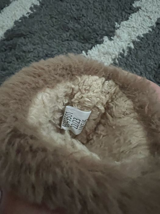 Детски пантофки нови