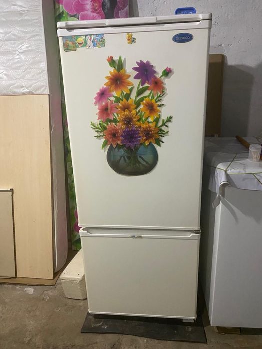 Продам холодильник