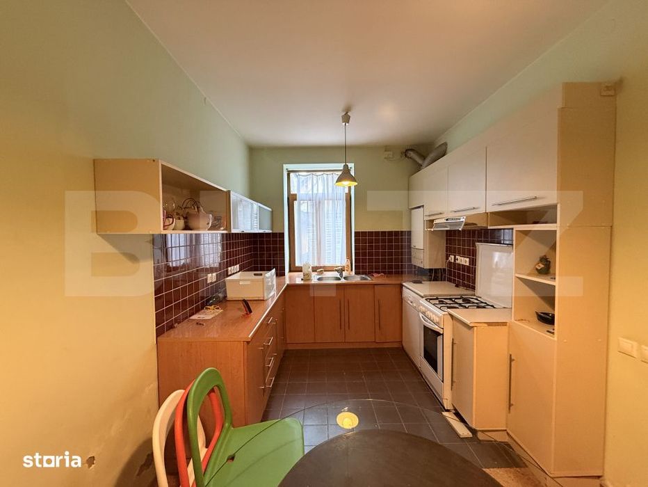 Casa P+M pentru birouri, curte 100mp, parcare, zona Siloz - Dragalina