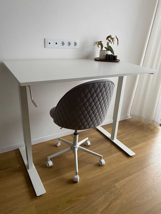Birou cu inaltime reglabila IKEA, alb, 120x70