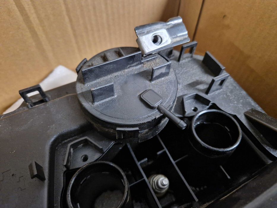 Капак клапани BMW N52 125i 130i 323i 325i 328i 330i 525i 528i 530i 630