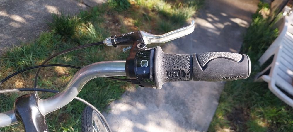 Bicicleta trekking/oraș