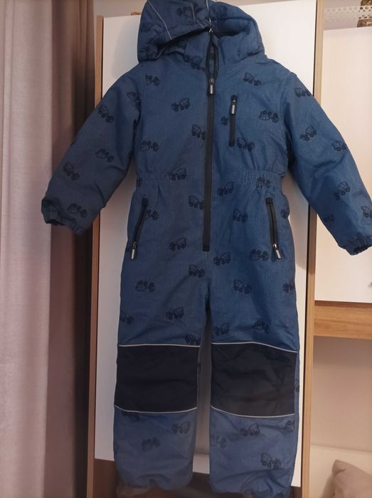 Каска ръкавиици и очила,гащеризон за дете