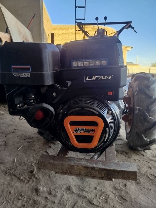 Мотоблок сотилади