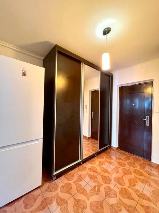 Vand apartament 2 camere blvd. Basarabia