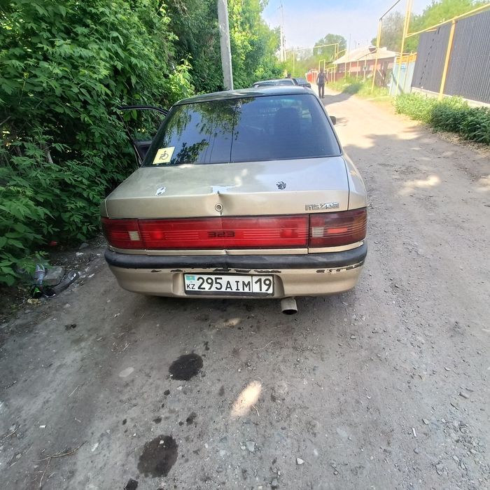 Продам Мазда 323 bg