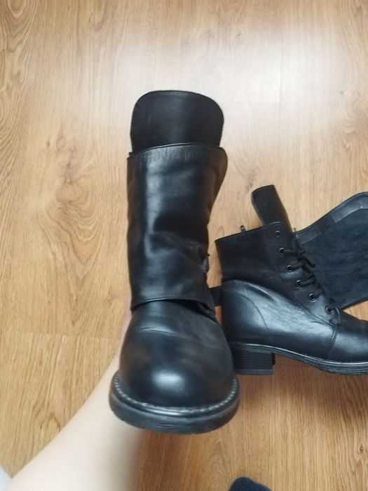 Ghete din piele naturală negre