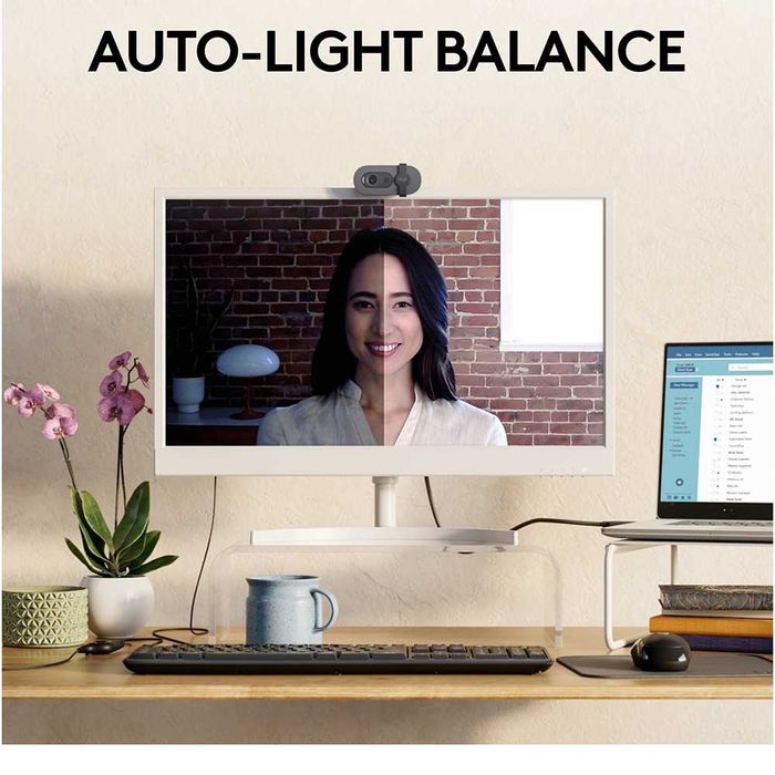 Webcam camera Web LOGITECH Brio 100 Full HD 1080p cu garantia Sigilata Noua