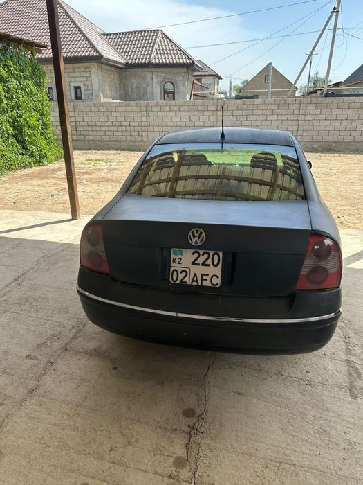 Машина хорошая ишё едет