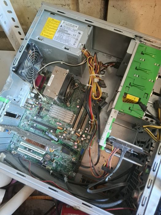 Laptop și pc pt piese