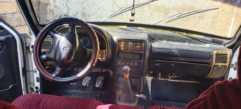 Volga 3110 Sotiladi