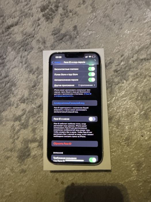 iPhone 13 128GB White — отличное состояние