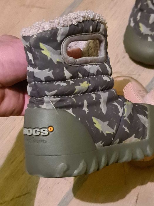 incaltari ghete cizme bocanci papuci copii baiat fata 0-5 ani UGG BOGS