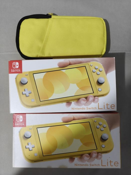 Два Nintendo switch lite