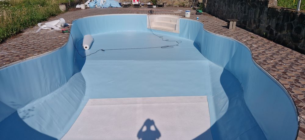 Constructii Piscine cu liner și instalații