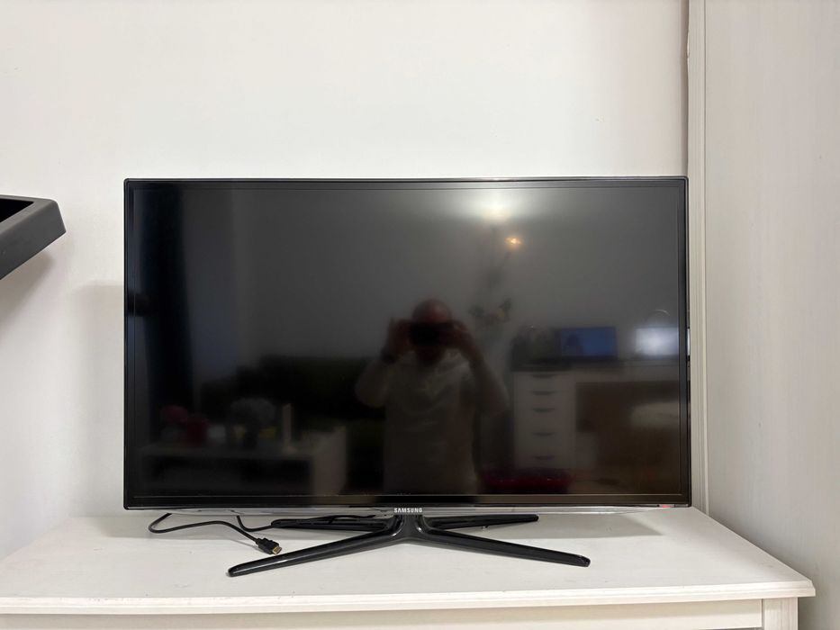 Vand televizor Samsung UE40ES6300 – TV LED 40”, 102 cm, Full HD