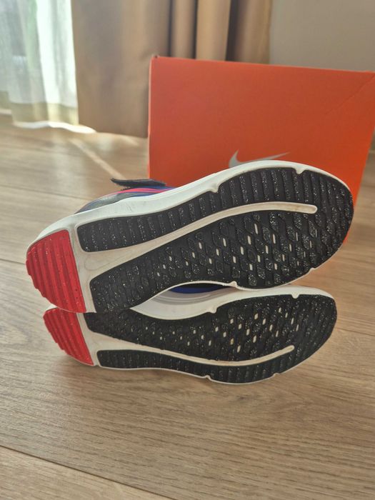 Детски маратонки Nike