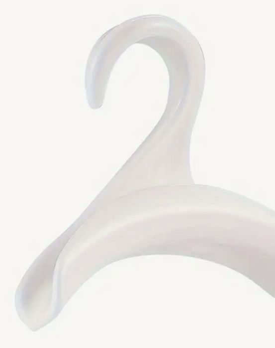 Закачалки за чанти