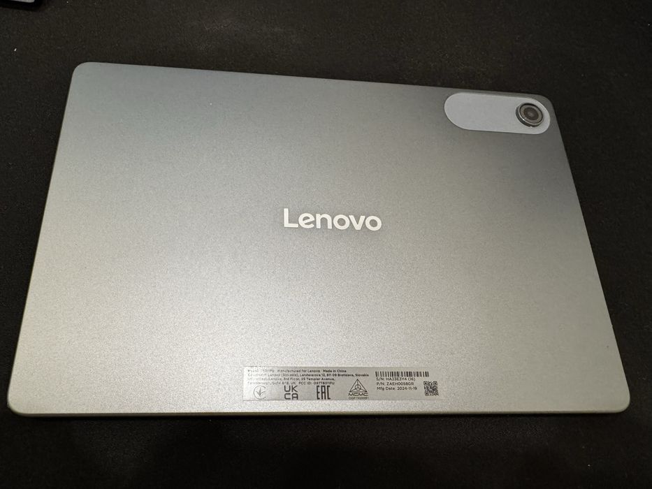 Tableta Lenovo Tab TB311FU + Clear Case cadou