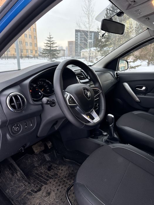 Продам Рено Сандеро