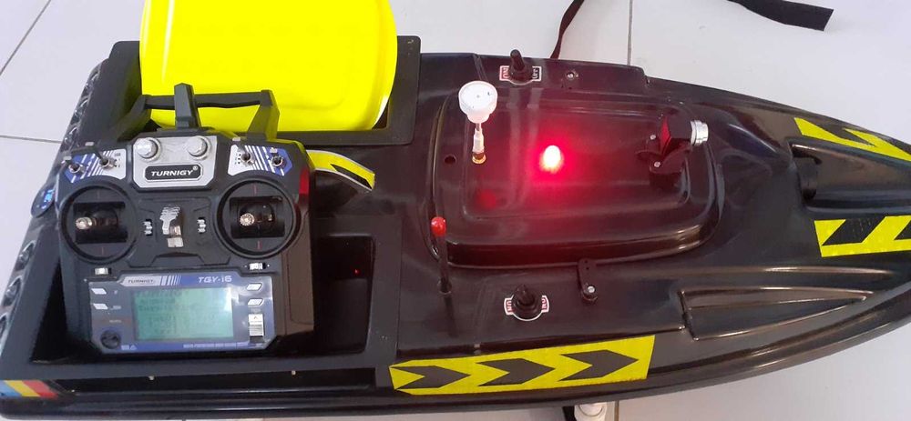 navomodel plantat cu camera video WI-FI FPV & monitor 5,8Ghz