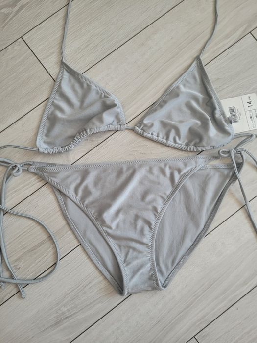 Costum de baie nou marime L argintiu!