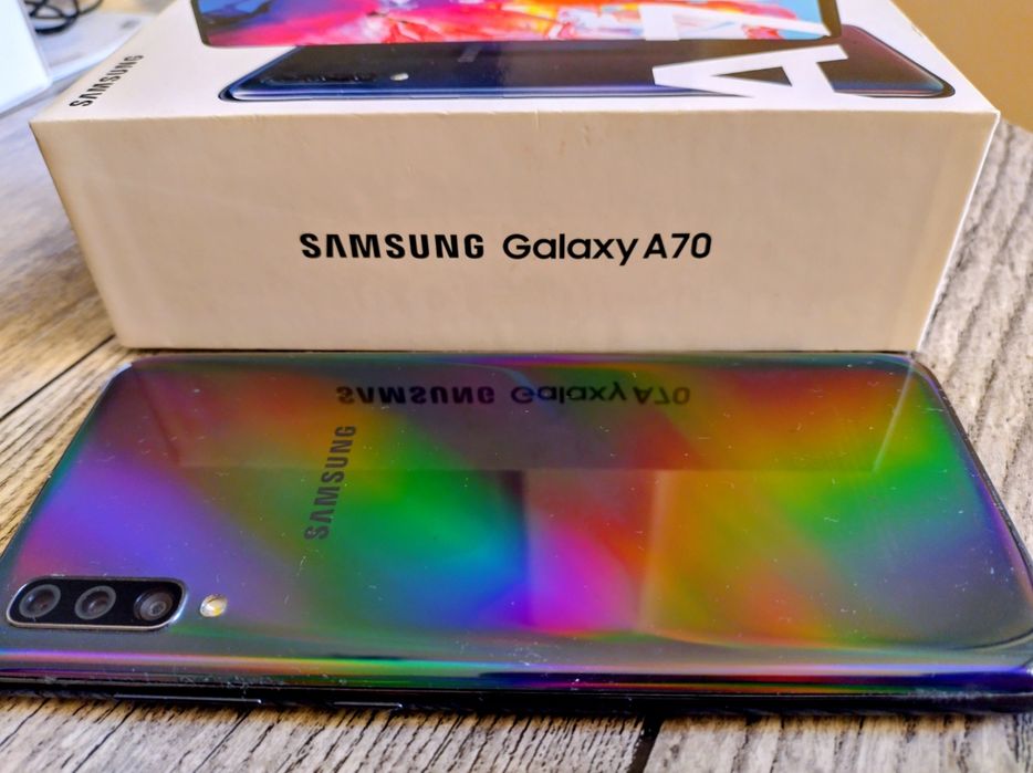 Gsm / samsung /  A 70 / мобилен телефон / смартфон
