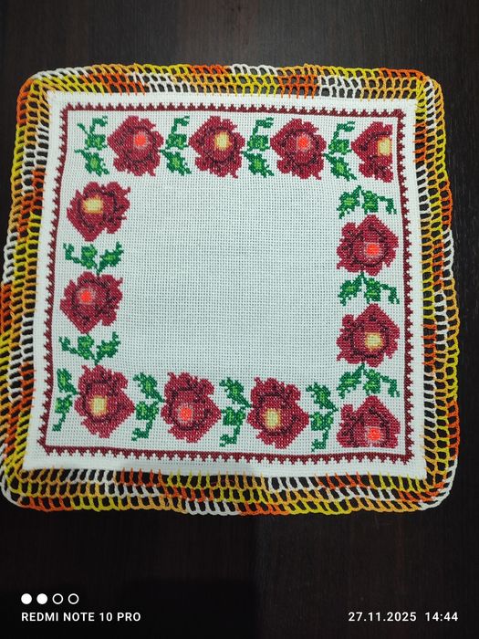 Batiste cusute de mână