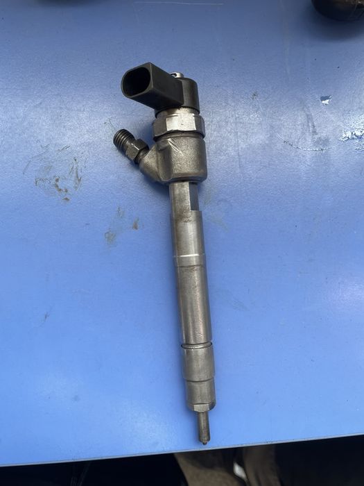 Дюза за Mercedes 2.7